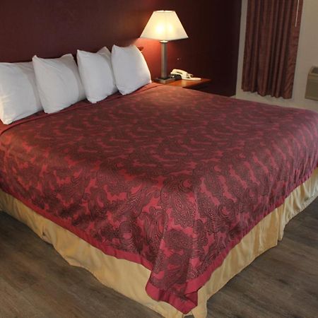 Travel Inn Of Буфорд Экстерьер фото