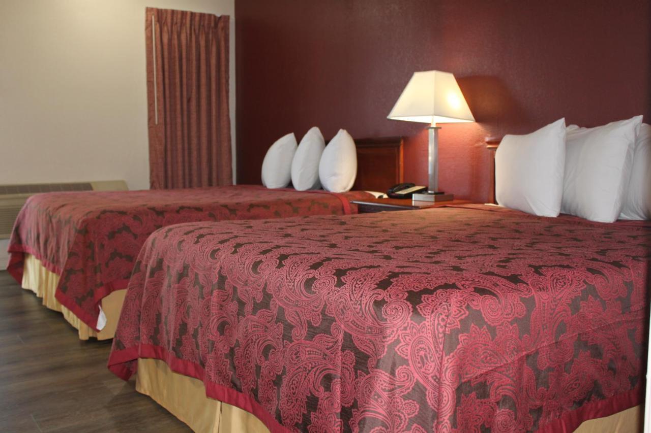 Travel Inn Of Буфорд Экстерьер фото